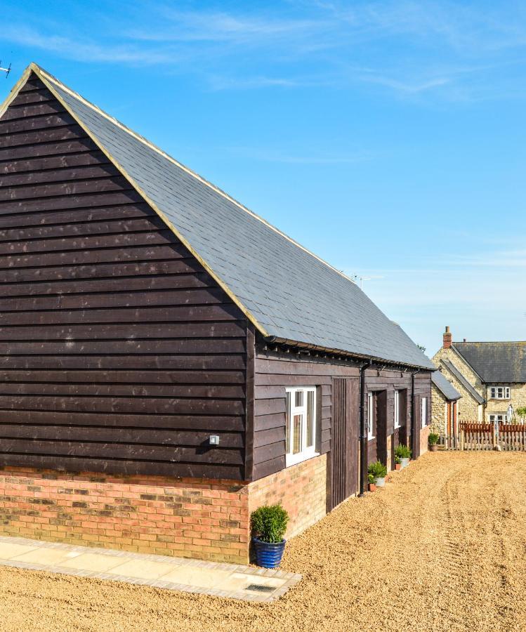 Bluebell Cottage At The Old Tractor Barn 브래클리 외부 사진
